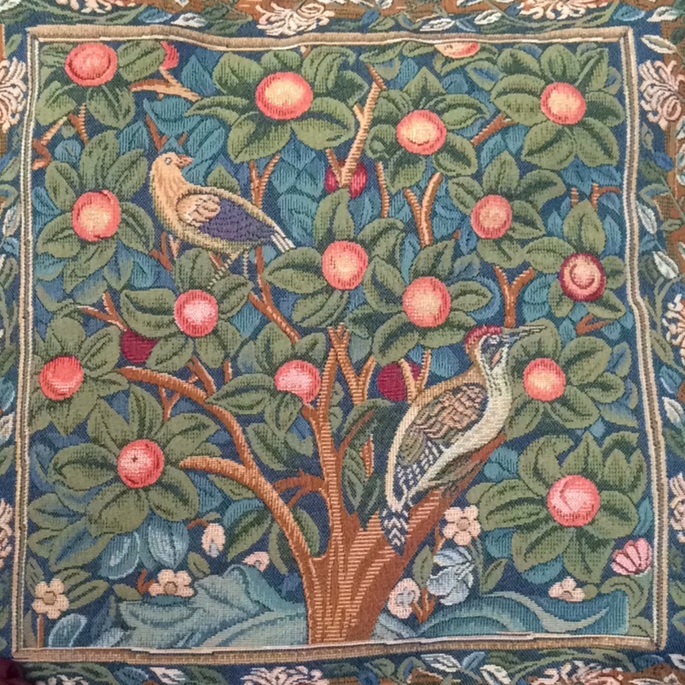 Meet your Posher, Ruth - Picture 2 of 2